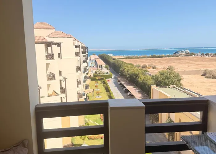 Apartment Beachfront Sea View Promenade Gravity Hurghada